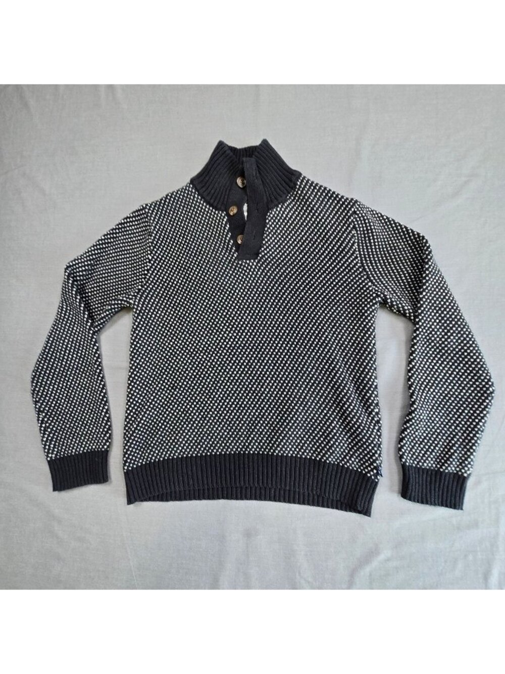 Izod Medium Boys 10/12 Sweater Black/White Cotton Knit Button-Up Neck